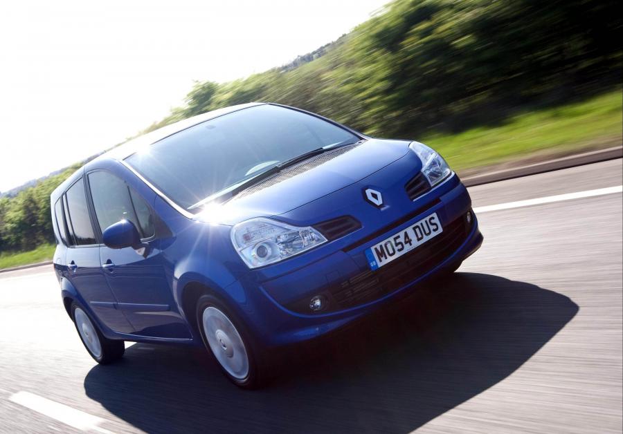  Renault Modus 2009 года  (фото 7 из 11)